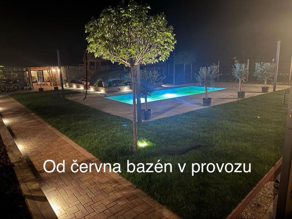 U Katalpy Hotel Sedlec  Bagian luar foto